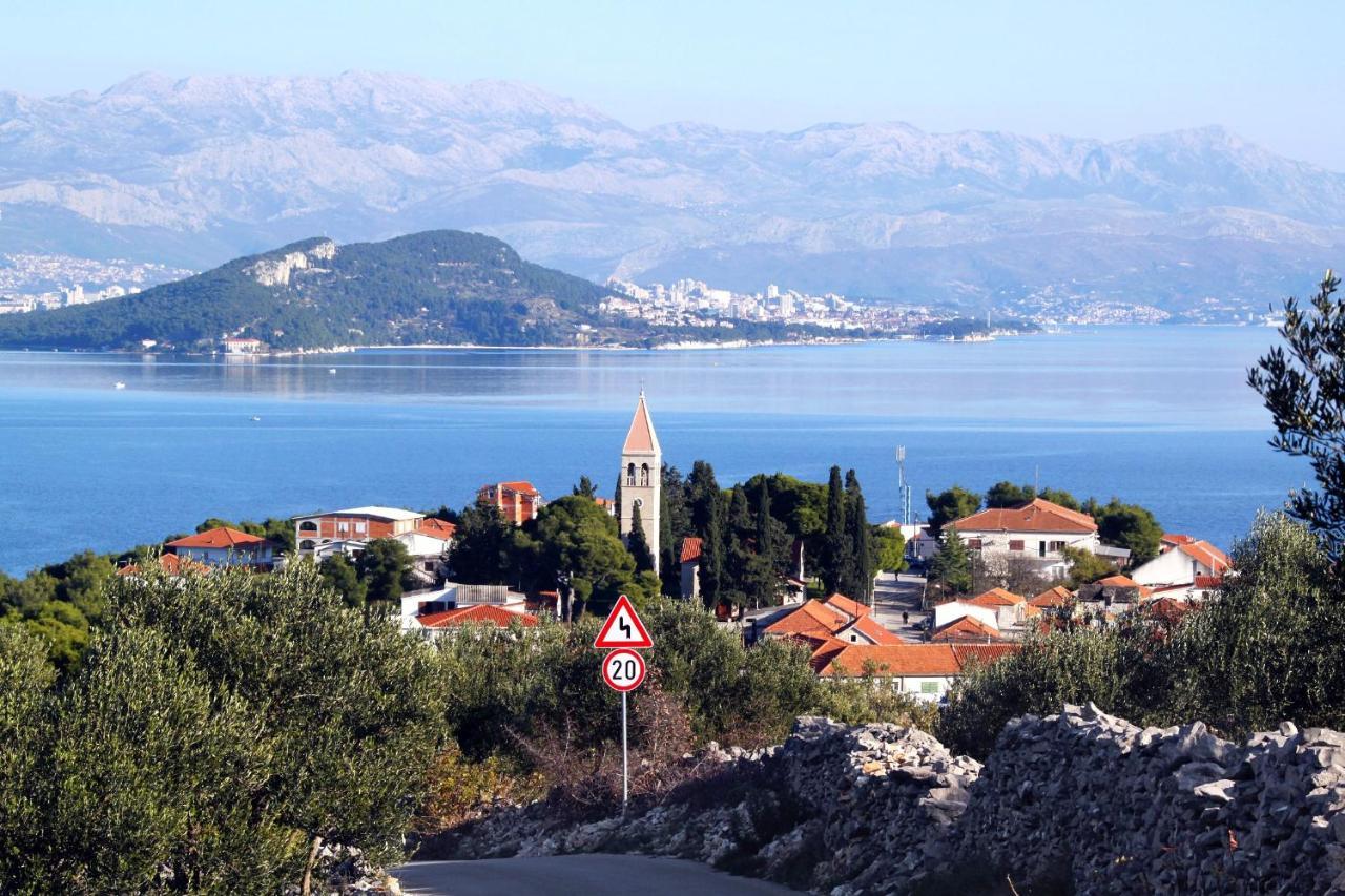 Apartments By The Sea Slatine, Ciovo - 11126 外观 照片
