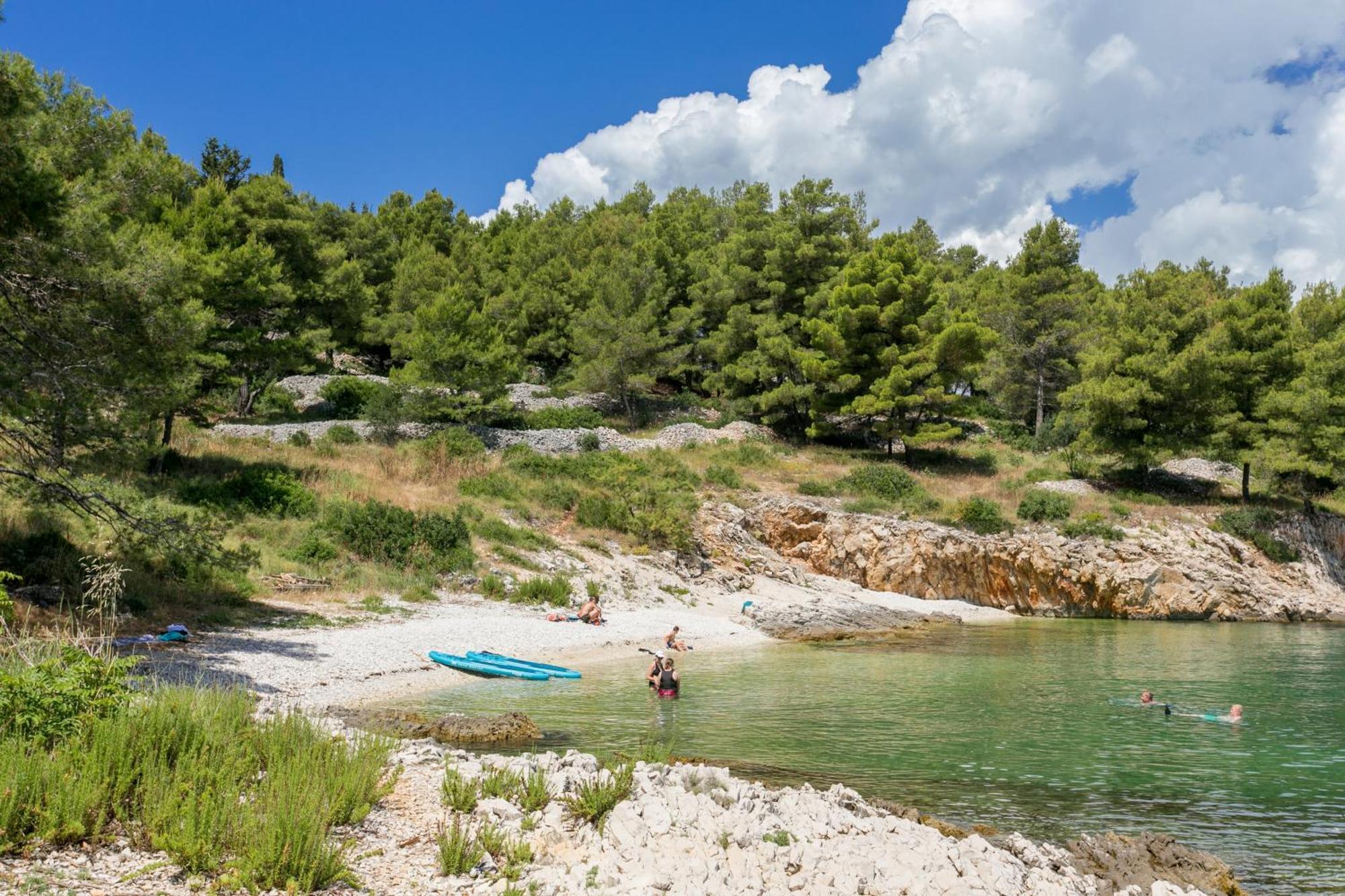 Apartments By The Sea Slatine, Ciovo - 11126 外观 照片