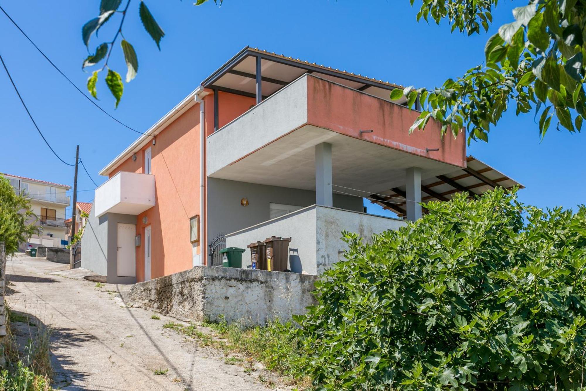 Apartments By The Sea Slatine, Ciovo - 11126 外观 照片
