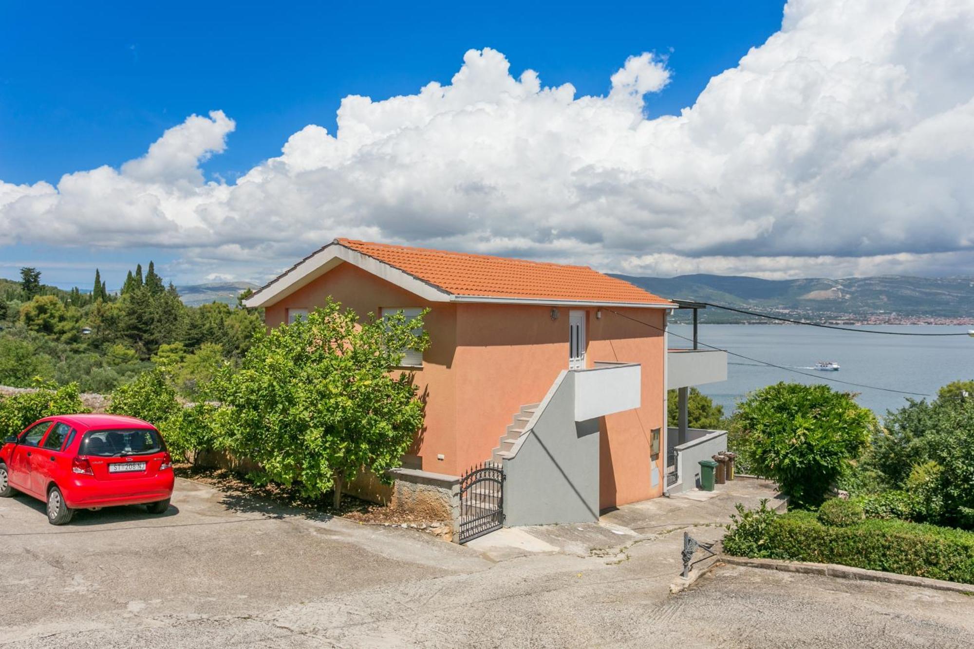Apartments By The Sea Slatine, Ciovo - 11126 外观 照片