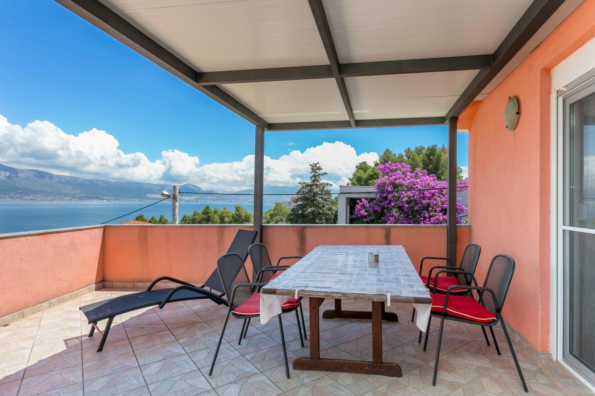 Apartments By The Sea Slatine, Ciovo - 11126 外观 照片